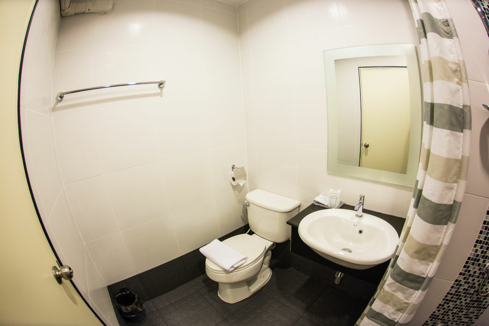 Me Dream Residence Surat Thani Exterior foto